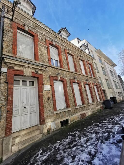 Studio Cosy Au Coeur De Reims Exterior photo